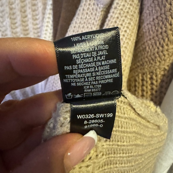 Knitted Long Cardigan Sweater Embroidered Flowers Chunky Size large. - Picture 6 of 11